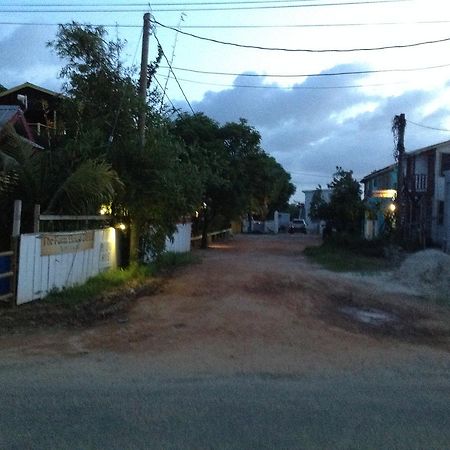 Placencia Hostel Eksteriør bilde
