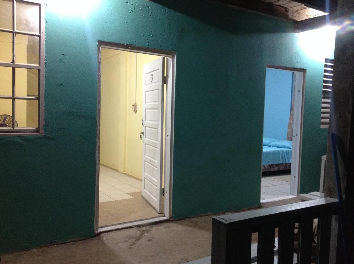 Placencia Hostel Eksteriør bilde