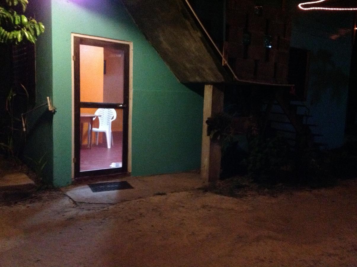 Placencia Hostel Eksteriør bilde