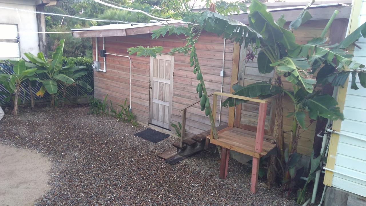 Placencia Hostel Eksteriør bilde