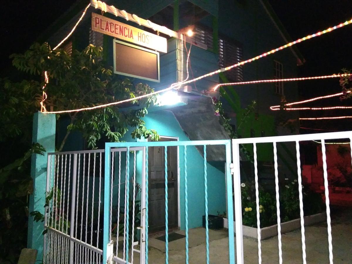 Placencia Hostel Eksteriør bilde